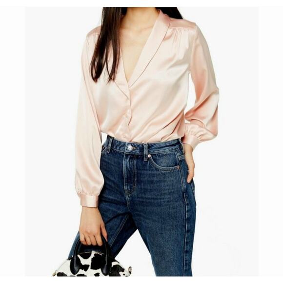 Topshop Satin Scallop Edge Blouse Button Up Long Sleeve Peach Women's Size 4 US - Picture 2 of 8